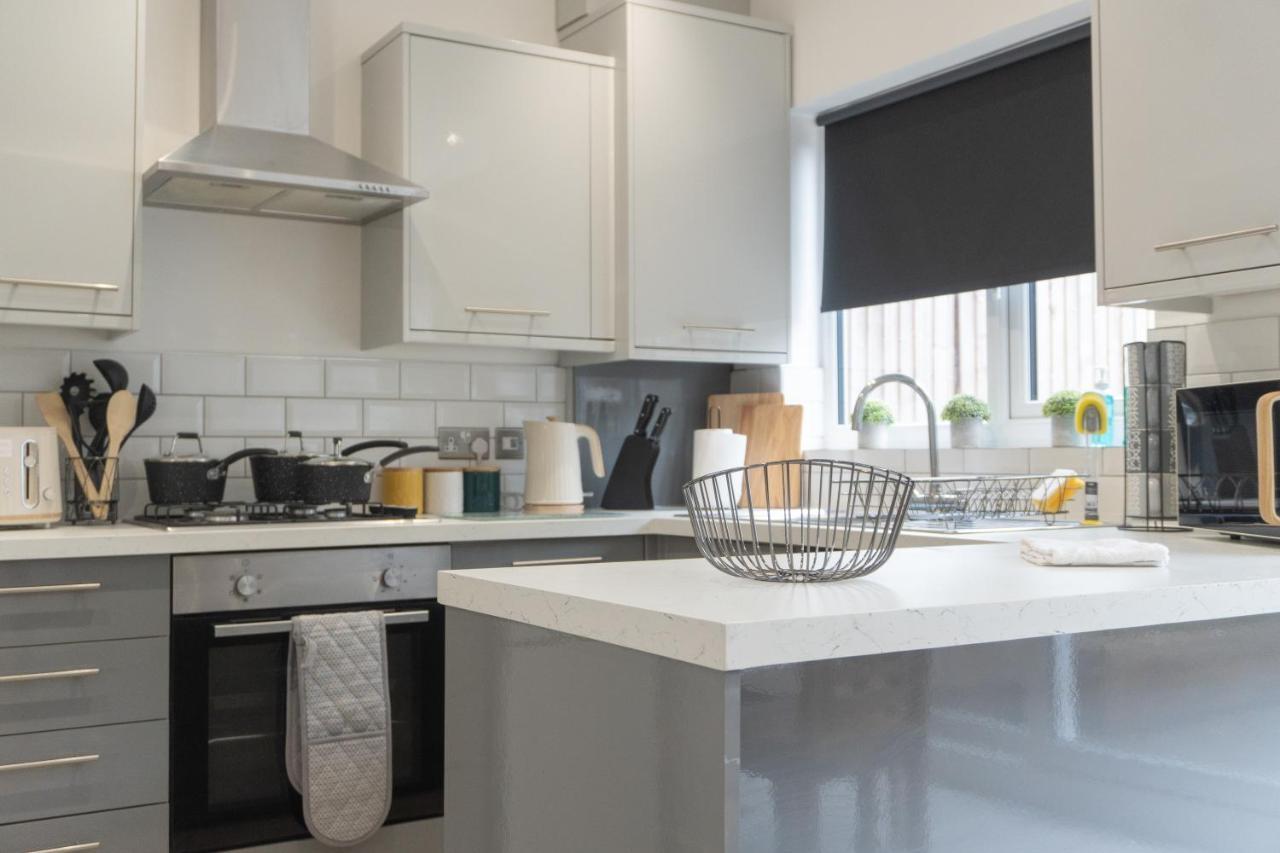 Sheldon House 3 Bed Cosy Home Nr Jlr & Nec Extérieur photo