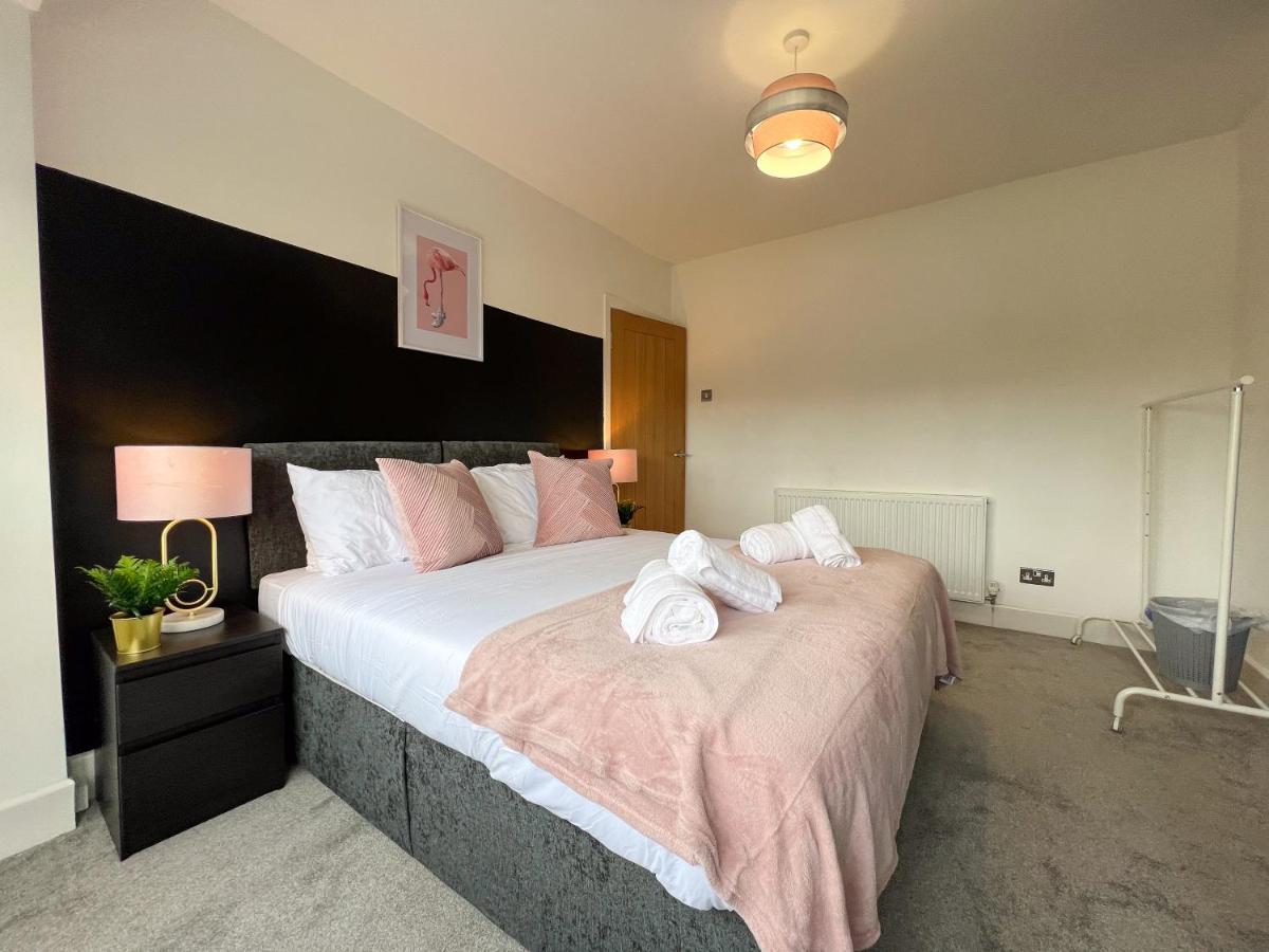 Sheldon House 3 Bed Cosy Home Nr Jlr & Nec Extérieur photo